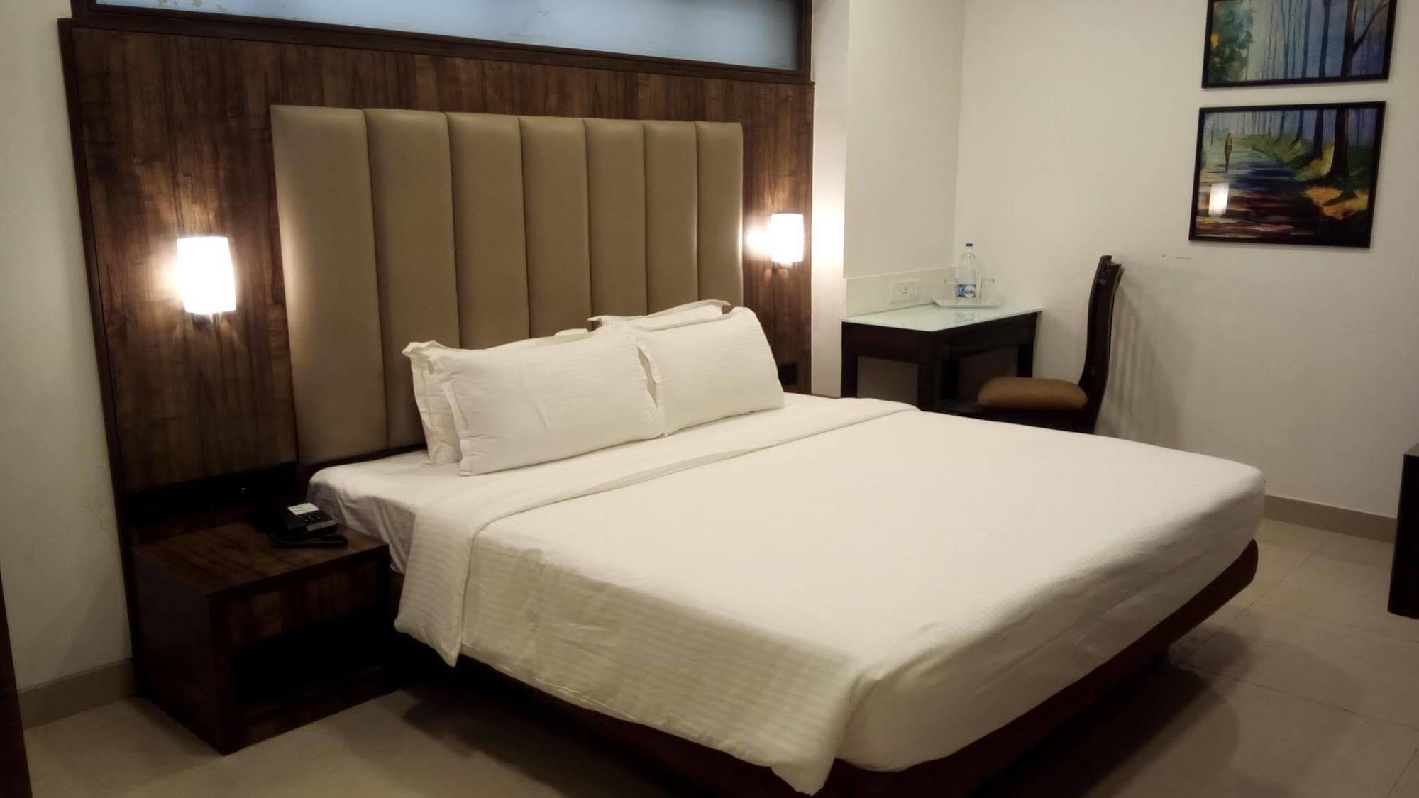 Golden Chariot The Boutique Hotel Bombay Exterior foto
