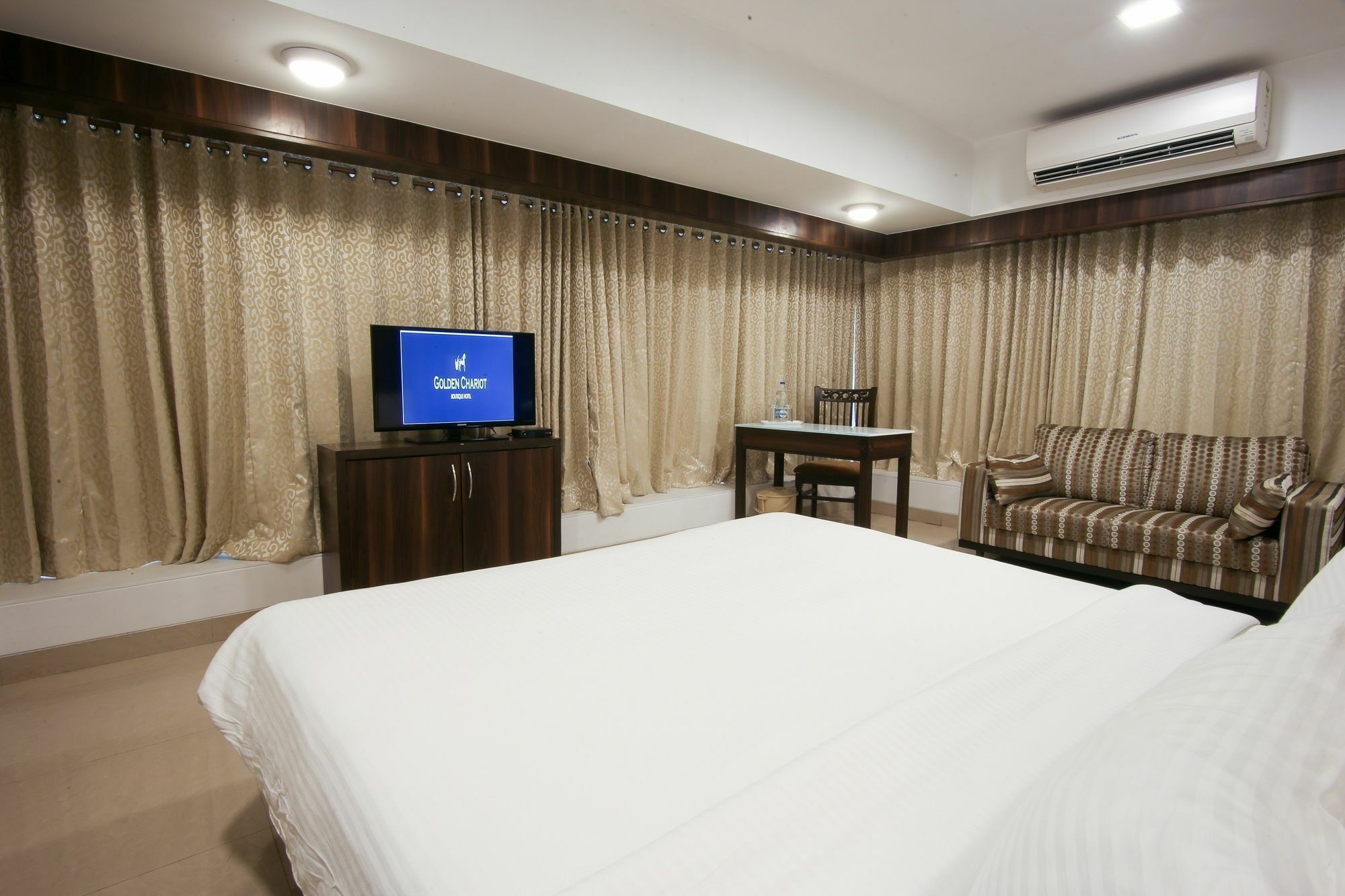 Golden Chariot The Boutique Hotel Bombay Exterior foto
